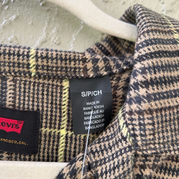 men's Levi's Flannel Shirt - Picture 3 of 4